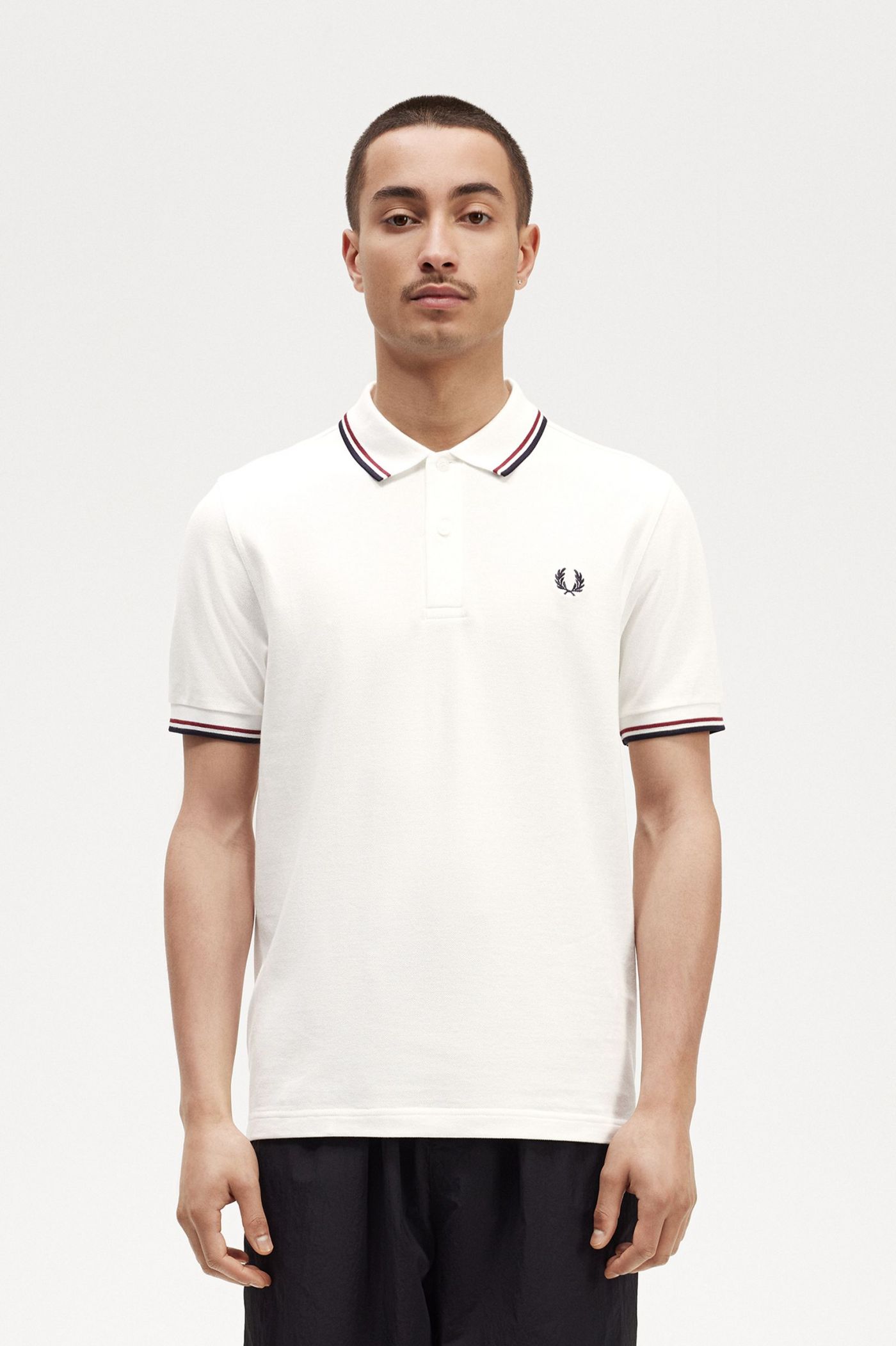 M3600 - Snow White / Burnt Red / Navy | The Fred Perry Shirt | Men's ...