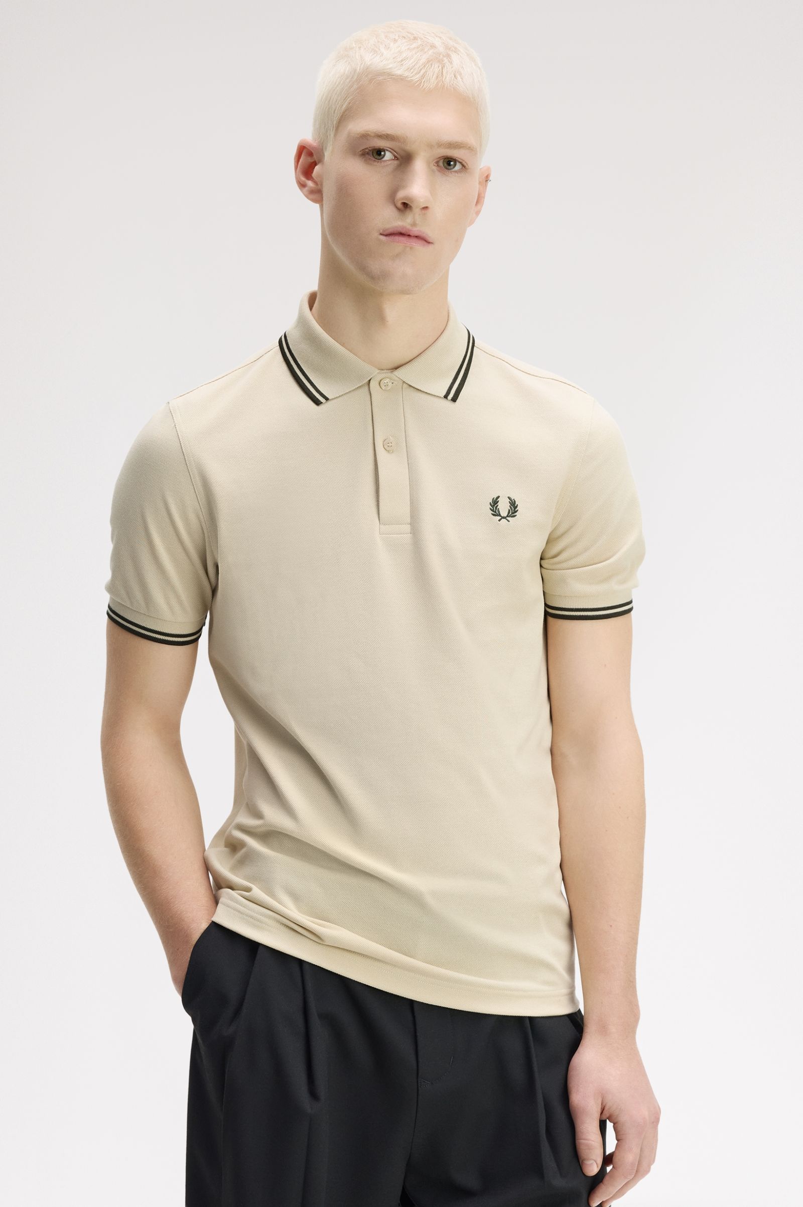 M3600 - Oatmeal / Night Green / Night Green | The Fred Perry Shirt
