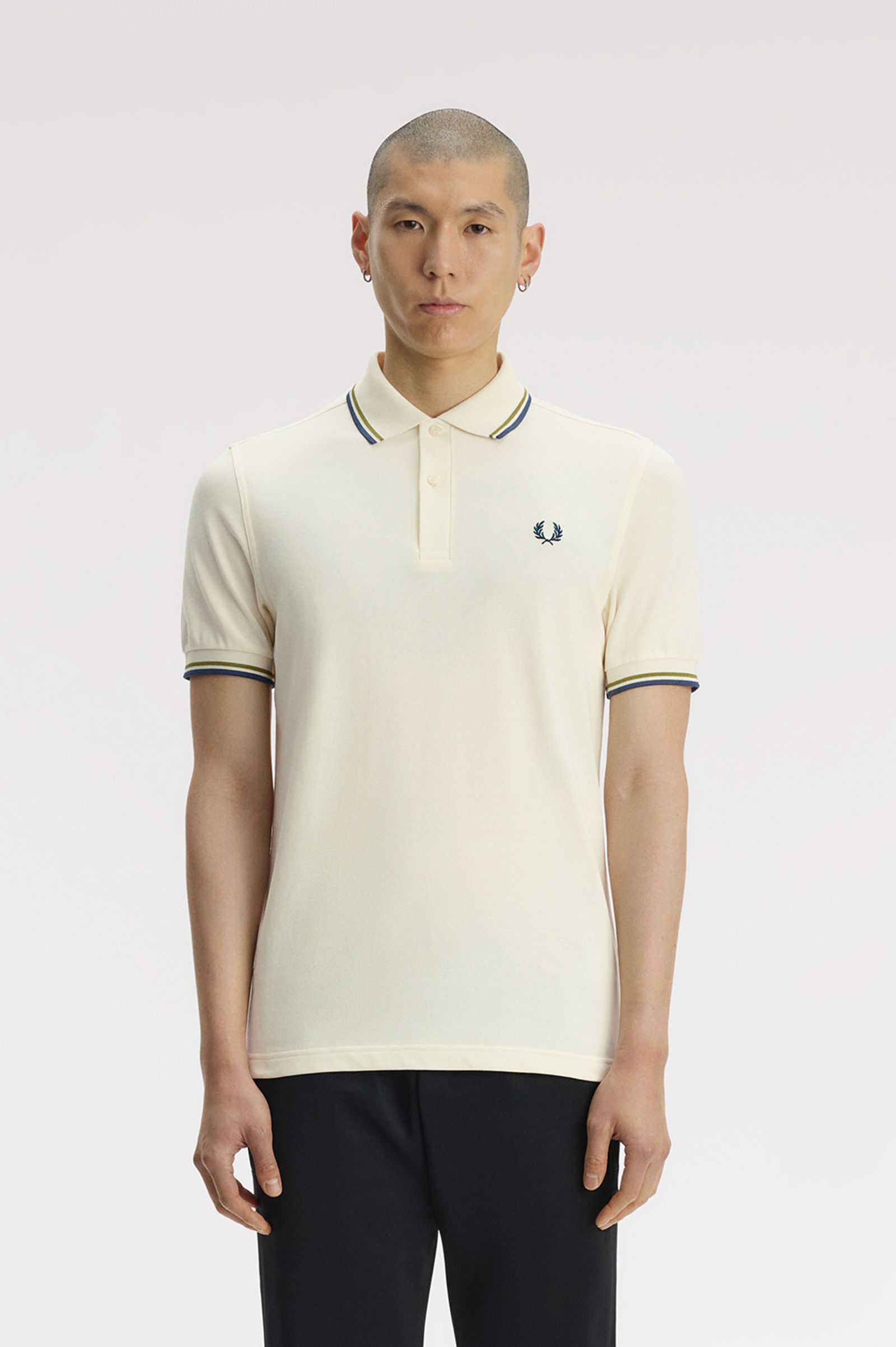 M3600 - Ecru / Apple / Mod Blue | The Fred Perry Shirt | Men's