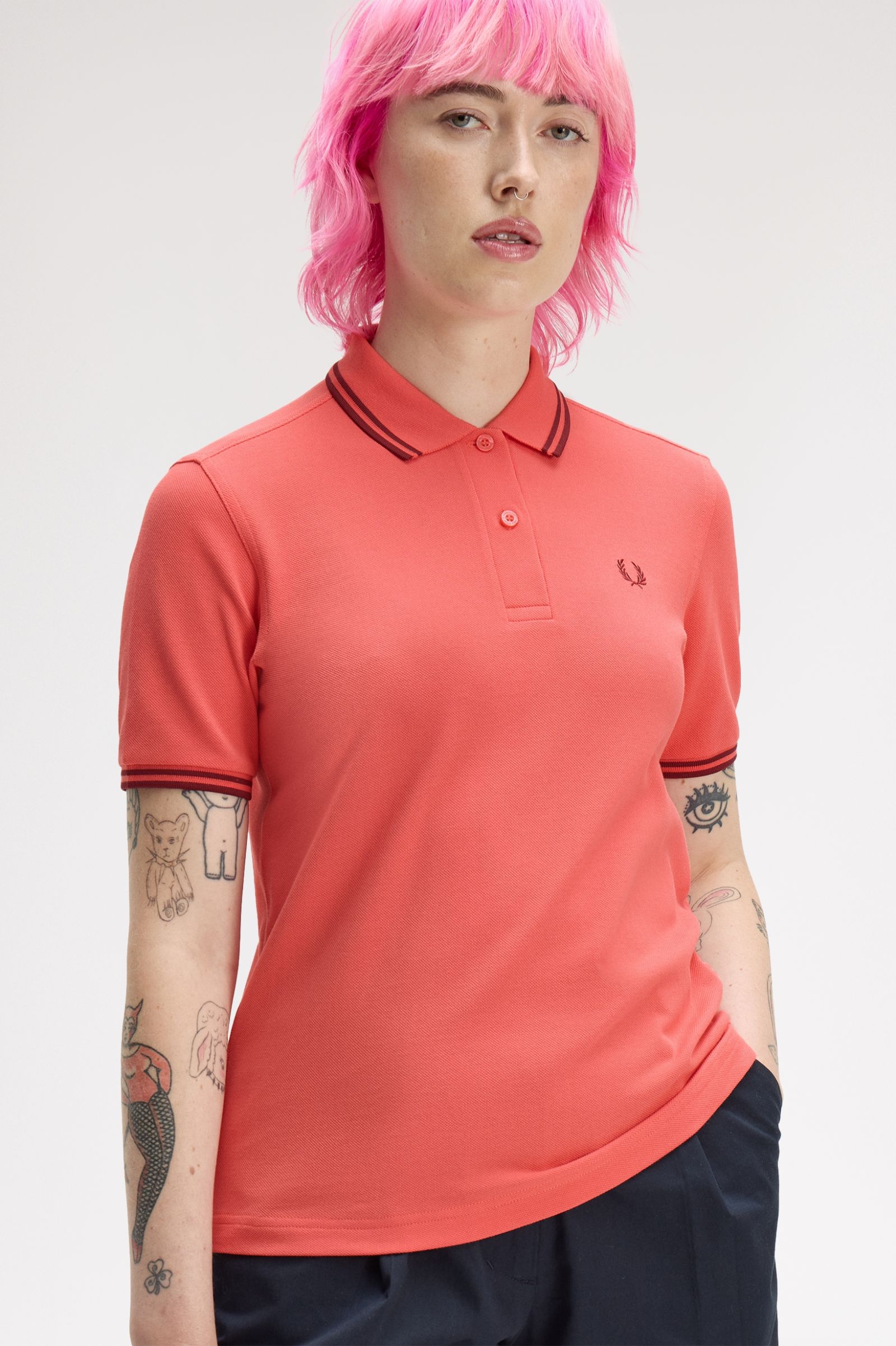 G3600 - Strawberry Cream / Oxblood / Oxblood | The Fred Perry