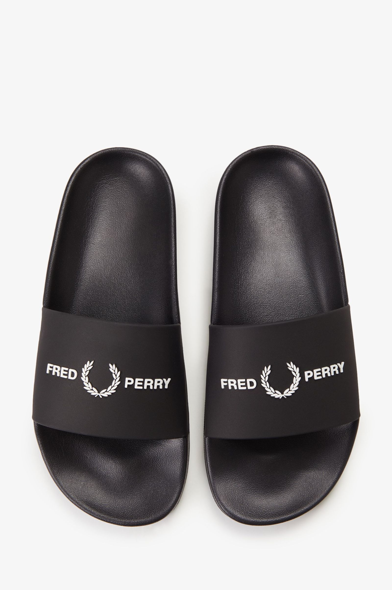 靴 FRED PERRY BRANDED SLIDER B2320 Branded Slides - Black | Men's Footwear | Boots, Loafers