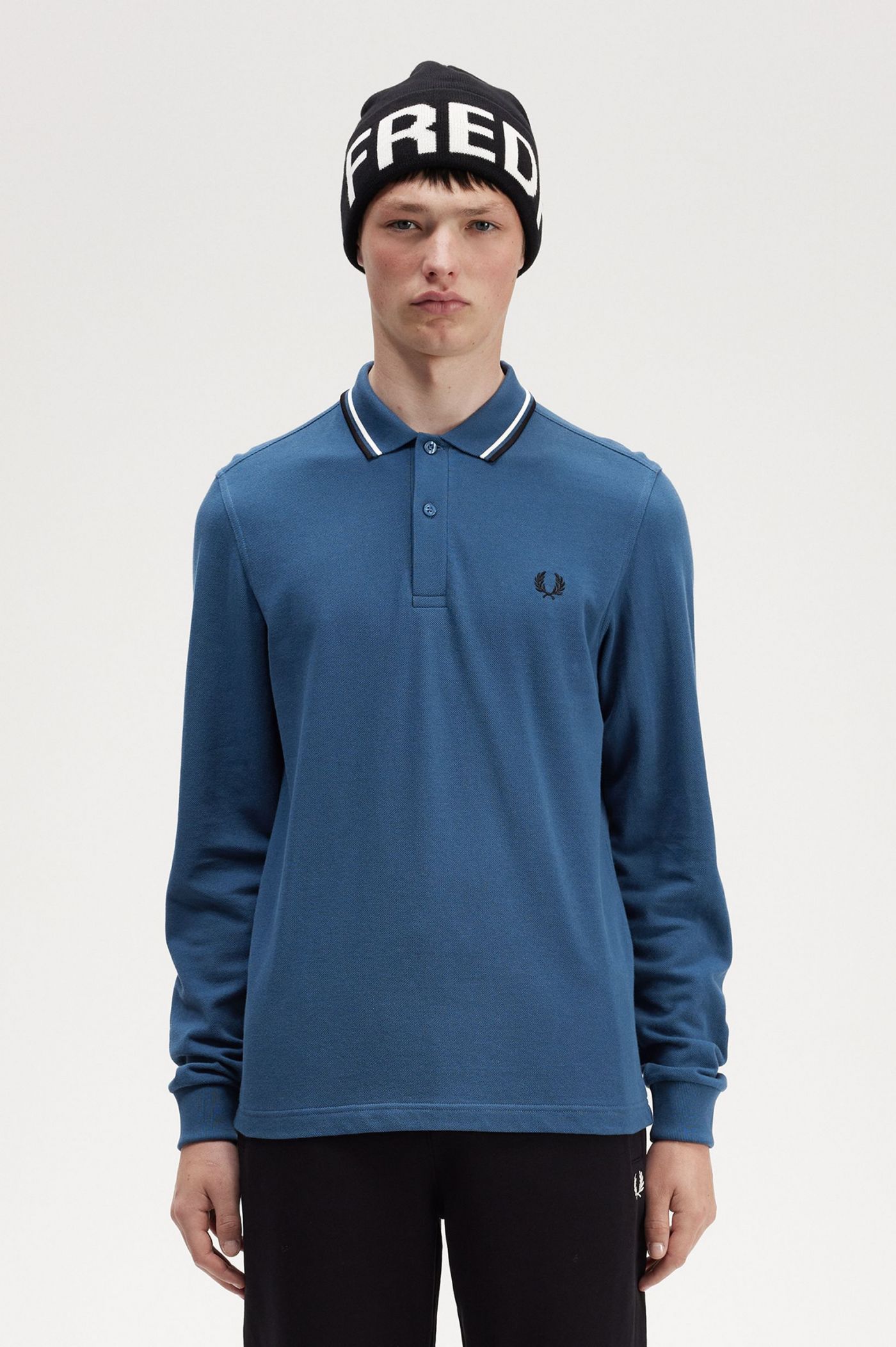 M3636 - Midnight Blue / Snow White / Black | The Fred Perry Shirt