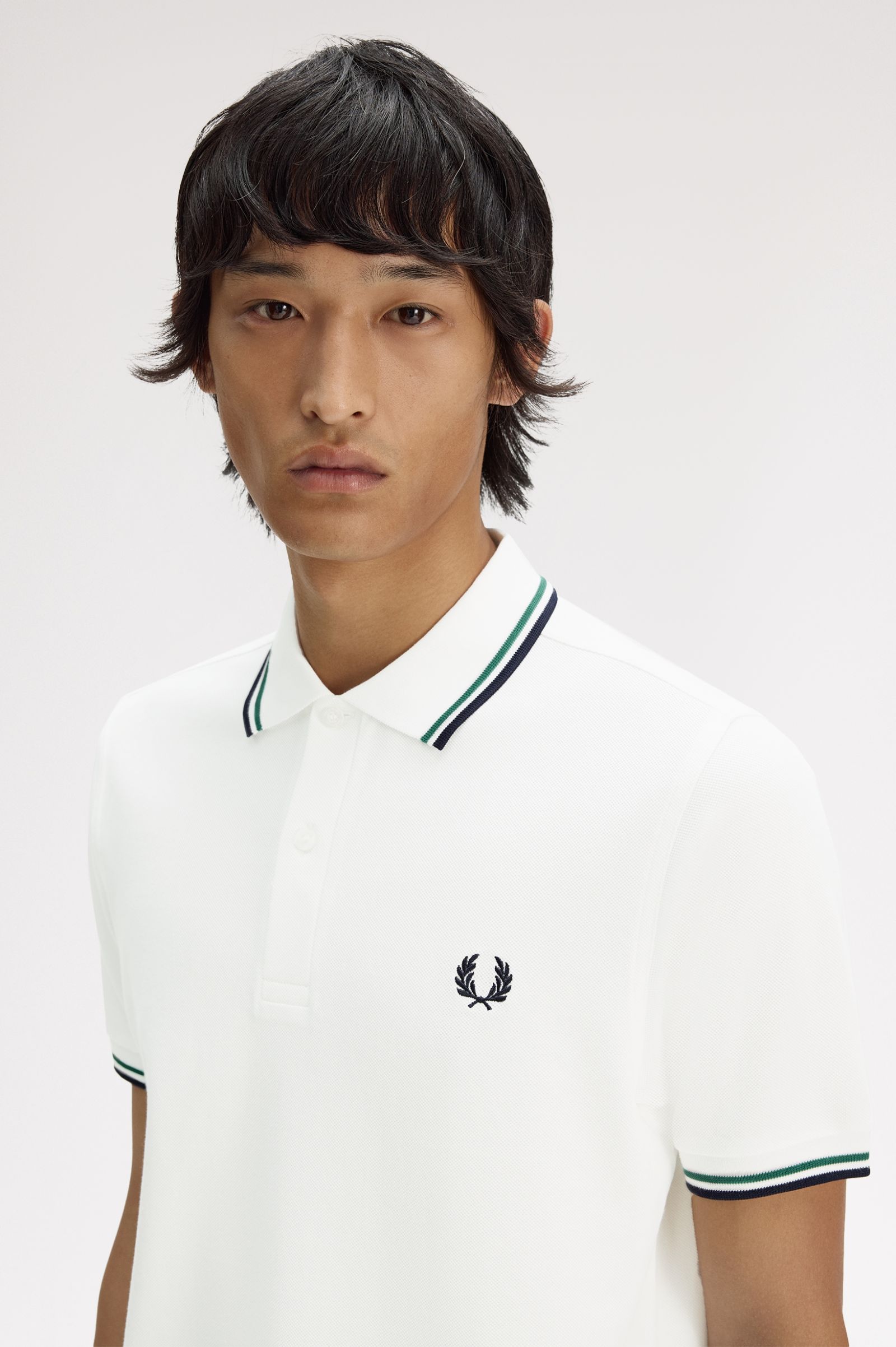 M3600 - Snow White / Sport Green / Navy | The Fred Perry Shirt