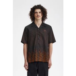 Wave Graphic Revere Collar Shirt - Black | Men's Shirts | Designer ...