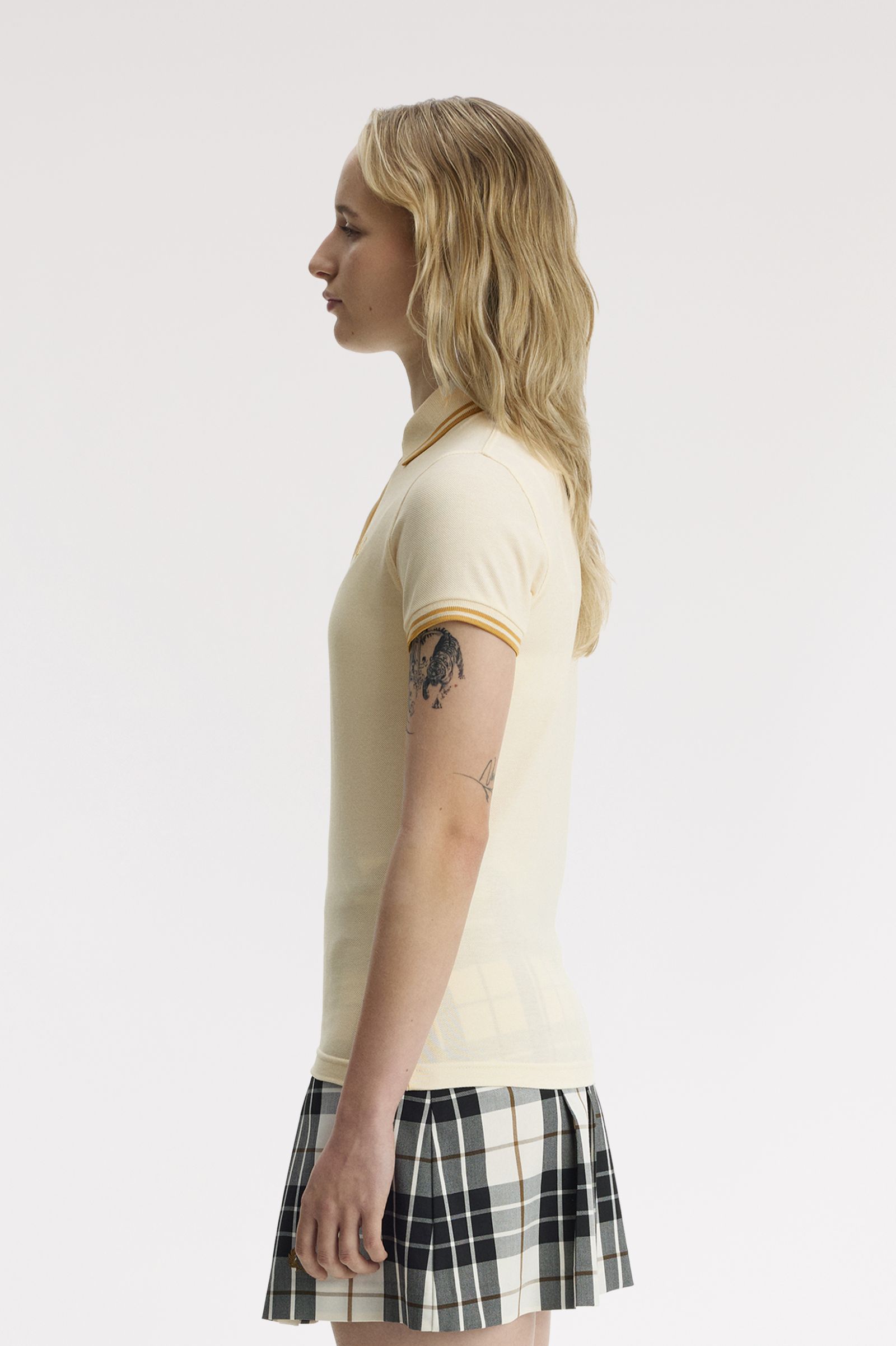 G12 - Ecru / Champagne / Champagne | The Fred Perry Shirt