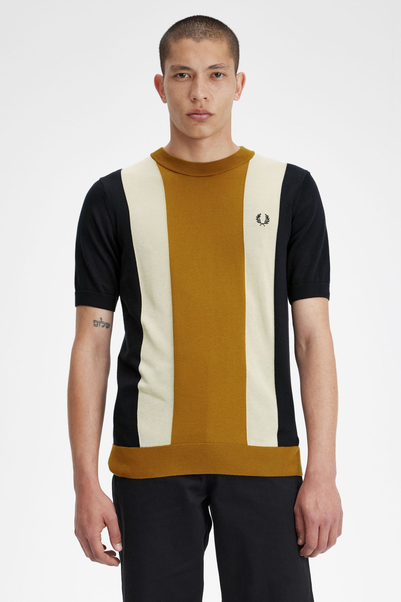 Gestreiftes Feinstrick-T-Shirt - Schwarz / Hellbeige / Dunkles 