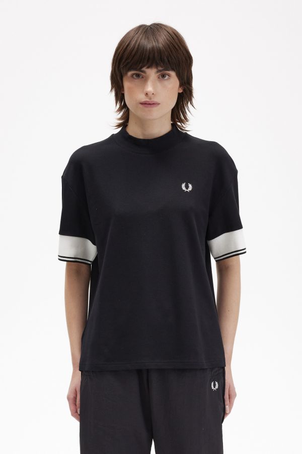 Piqué-T-Shirt mit Streifen an den Ärmelbündchen