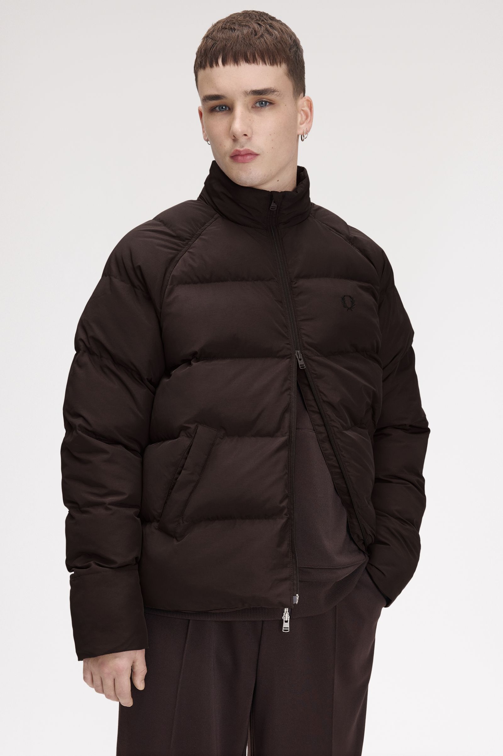 ジャケット・アウター FRED PERRY Raglan Sleeve Padded Jacket Raglan Sleeve Padded Jacket - Rich Brown | Mens Coats & Jackets