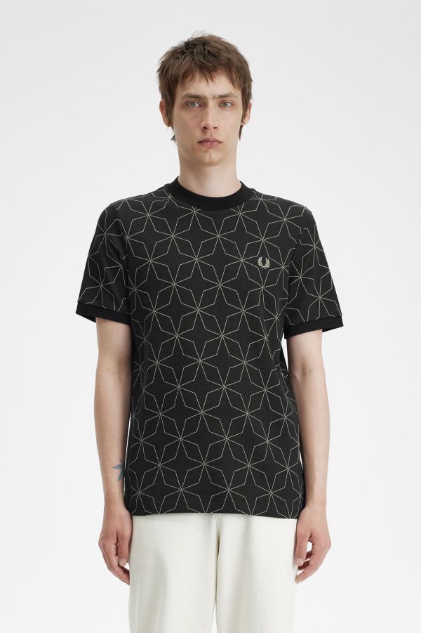 Camiseta con estampado geométrico