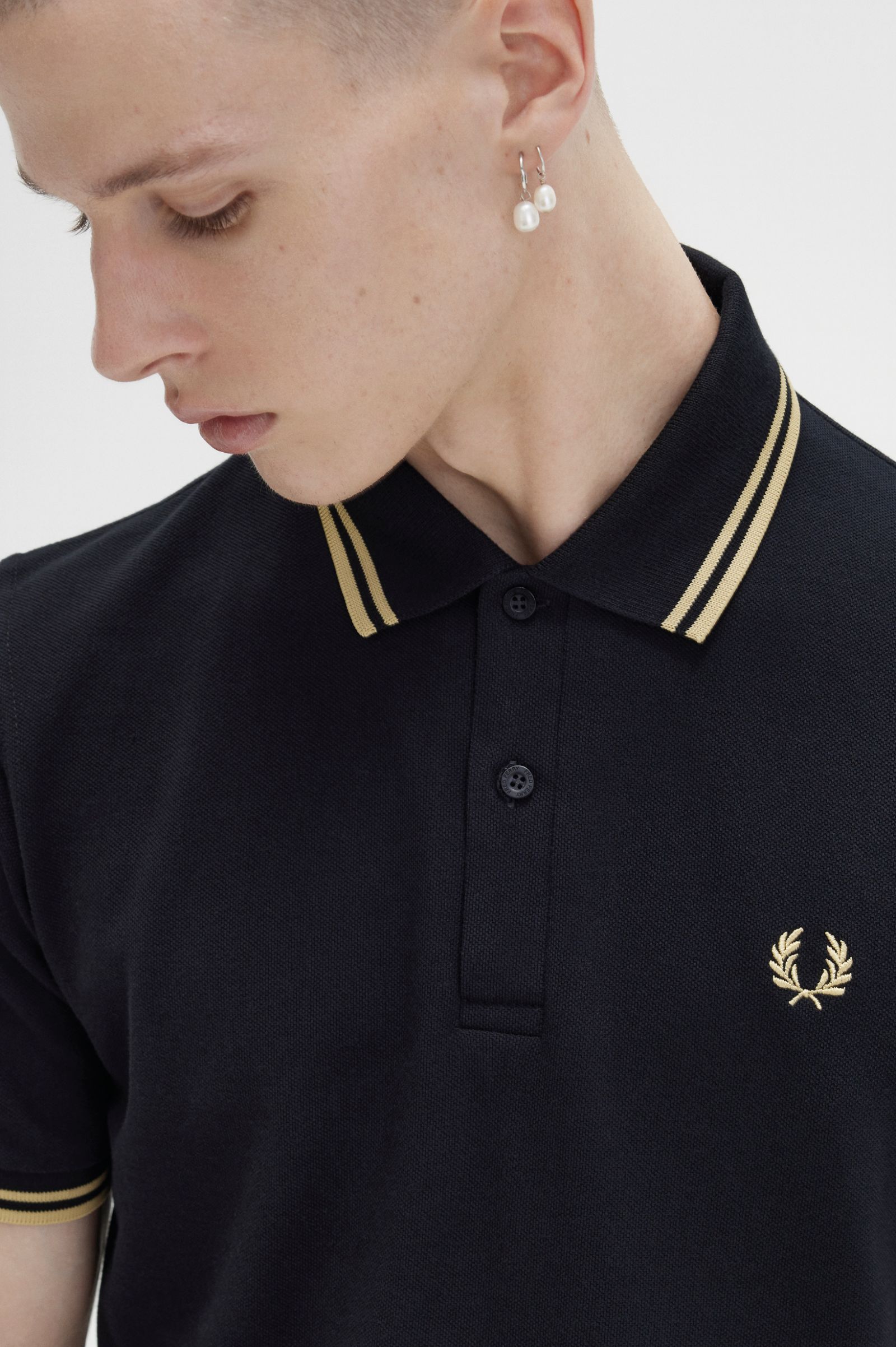 M12 - Black / Champagne / Champagne | The Fred Perry Shirt | Men's