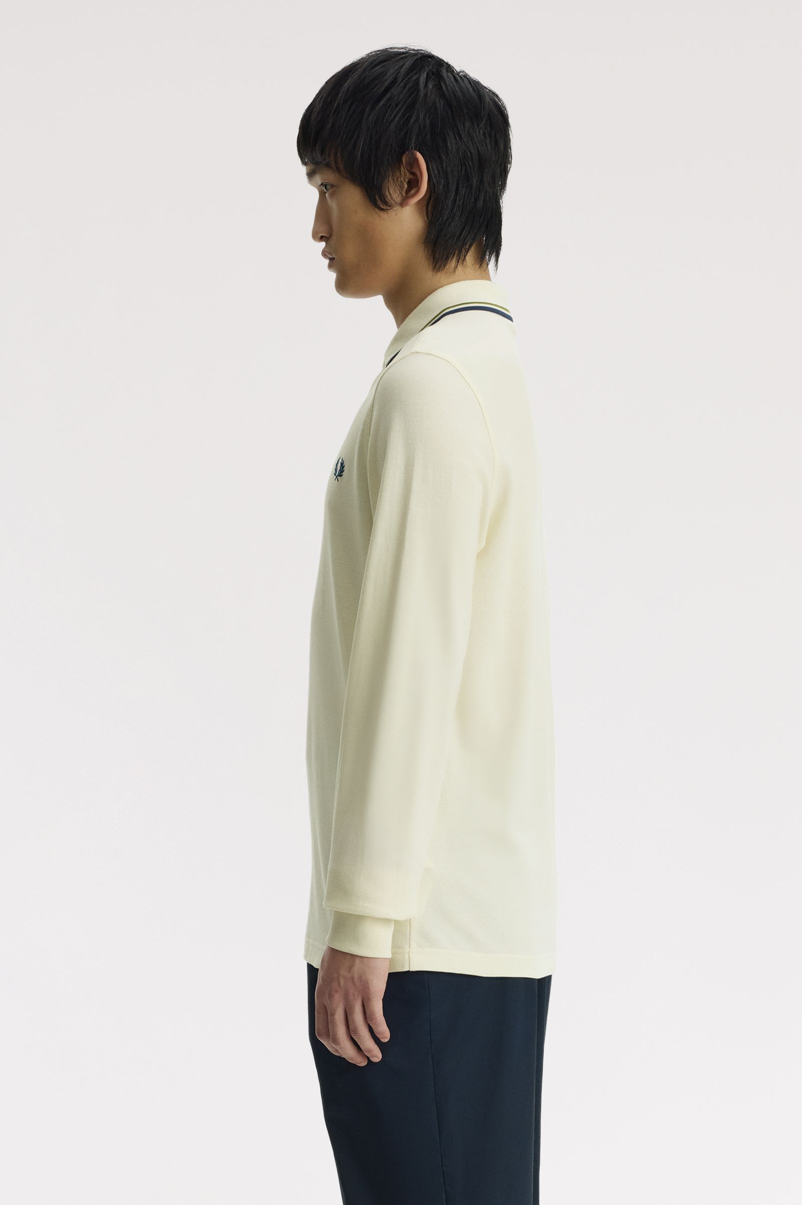 M3636 - Ecru / Apple / Mod Blue | The Fred Perry Shirt | Men's