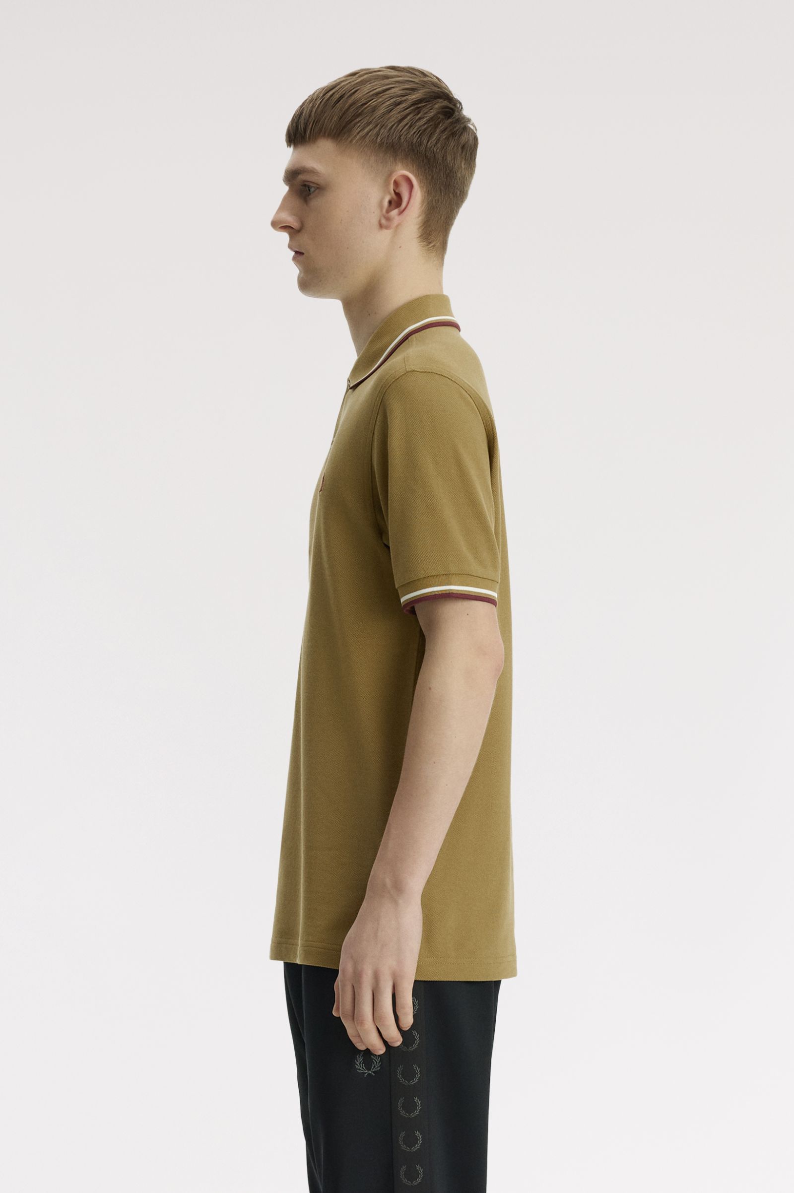 M3600 - Bronze / Ecu / Oxblood | The Fred Perry Shirt | Men's