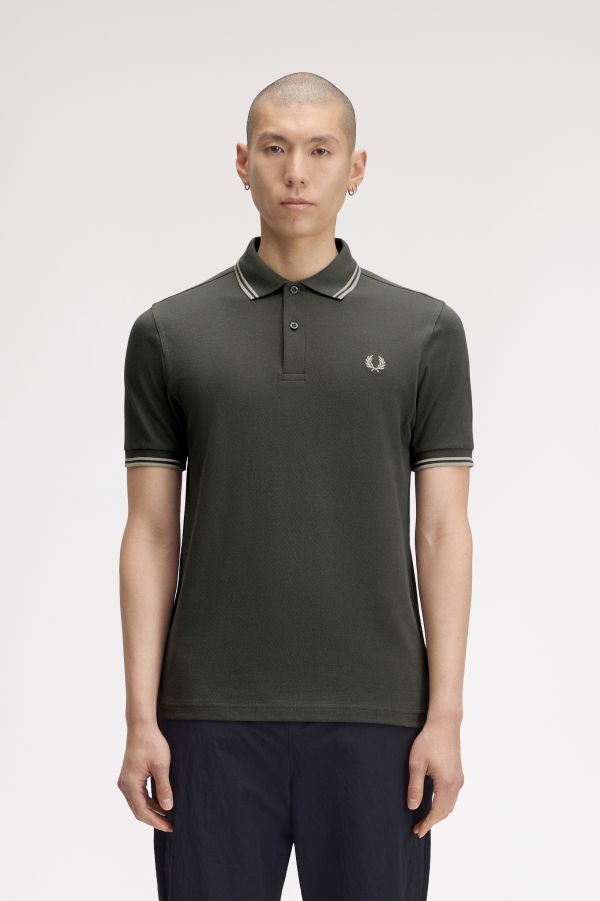 M3600 - Navy / White / White | The Fred Perry Shirt | Men's Short
