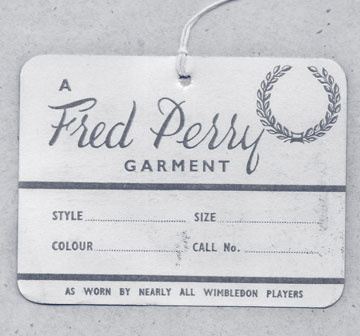 Étiquette originale des vêtements Fred Perry