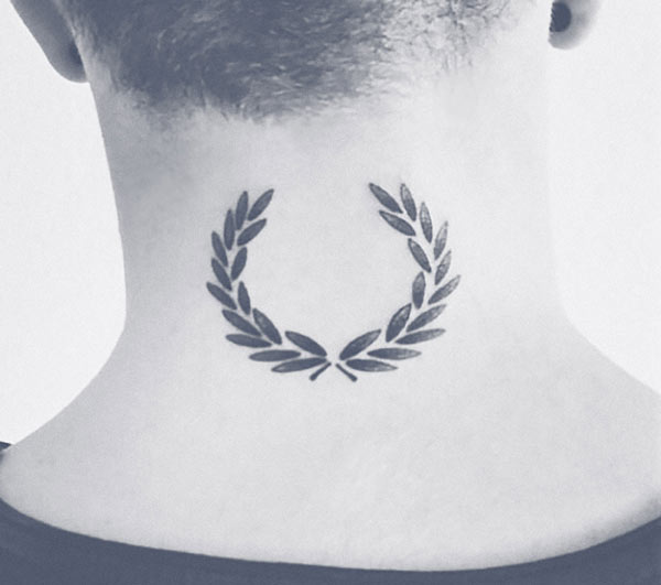 Fred Perry Lorbeerkranz-Tattoo